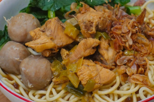 Resep Mie Ayam Bawang Abang-Abang Praktis dengan Bumbu Dasar Putih By NCC